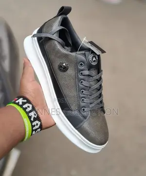 Azam B/W Casuals ,Azam Casuals Sizes 40-