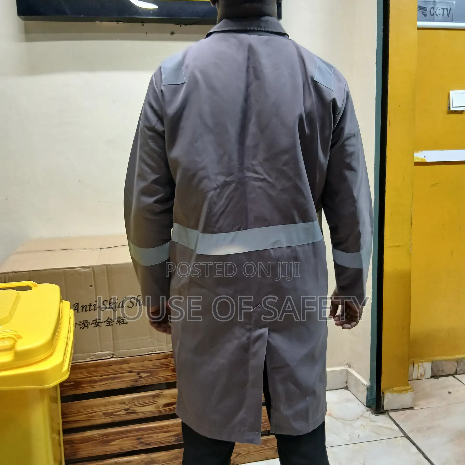 Front Button Coats And Dust Coats