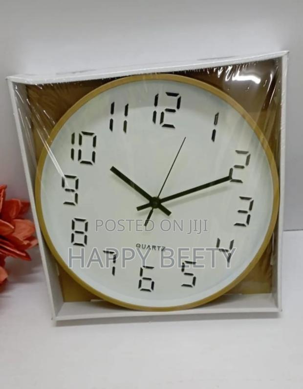 Quartz Wall Clock - thumbnail 4