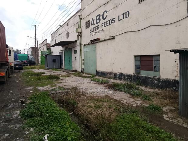 Two Affordable Spacious Go Down - thumbnail 2