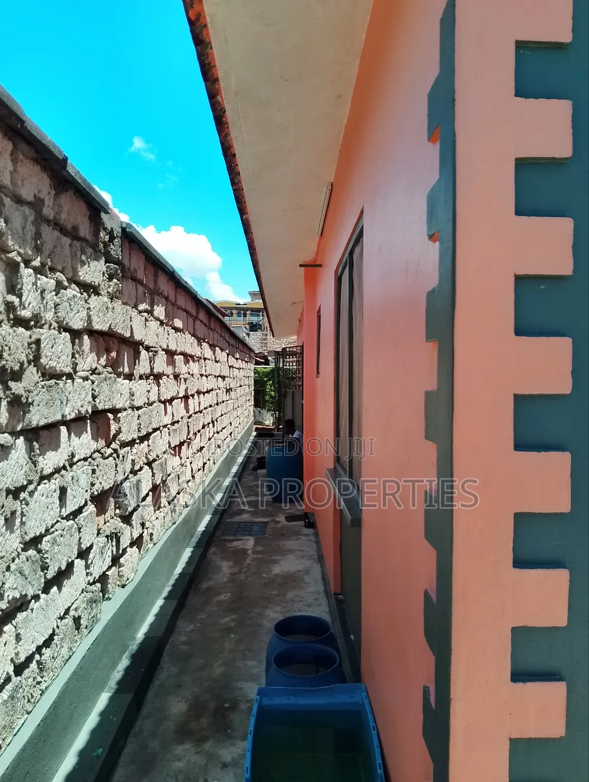 3bdrm Bungalow in Mtambo, Bamburi for sale