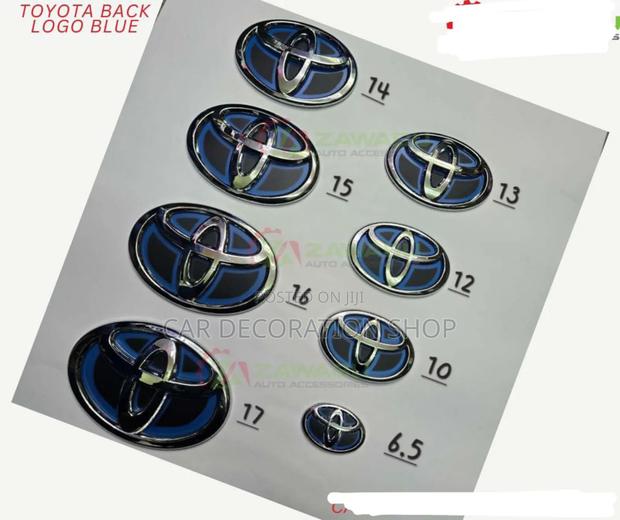 Toyota Back Blue Logo in Sizes - main view