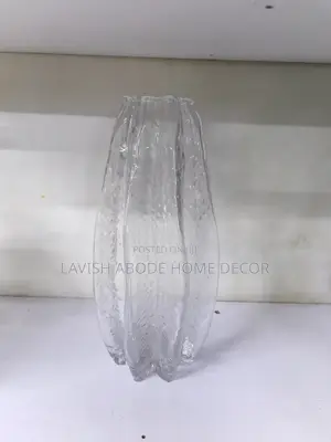 Clear Glass Flower Vase