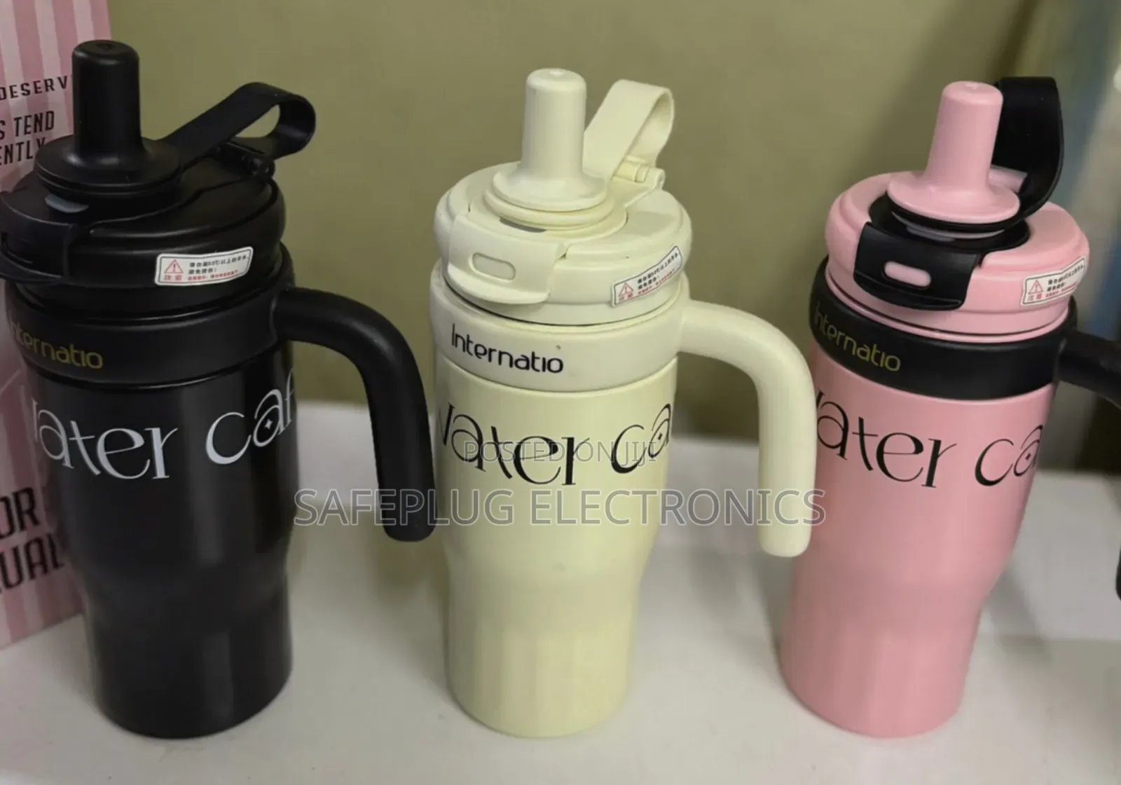 Internatio Travel Thermal Cup/ Mug - 550ml, Leak-Proof Lid