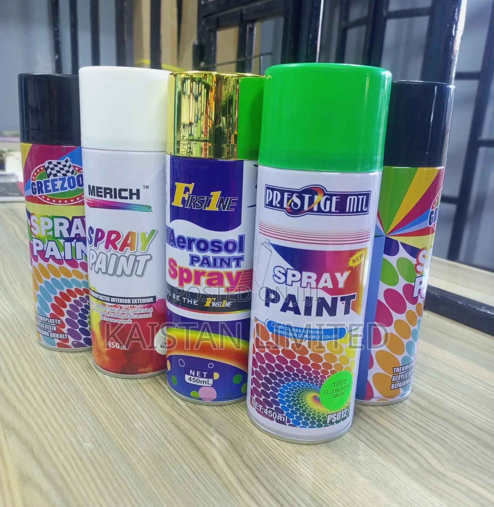 Spray Paints Different Colors