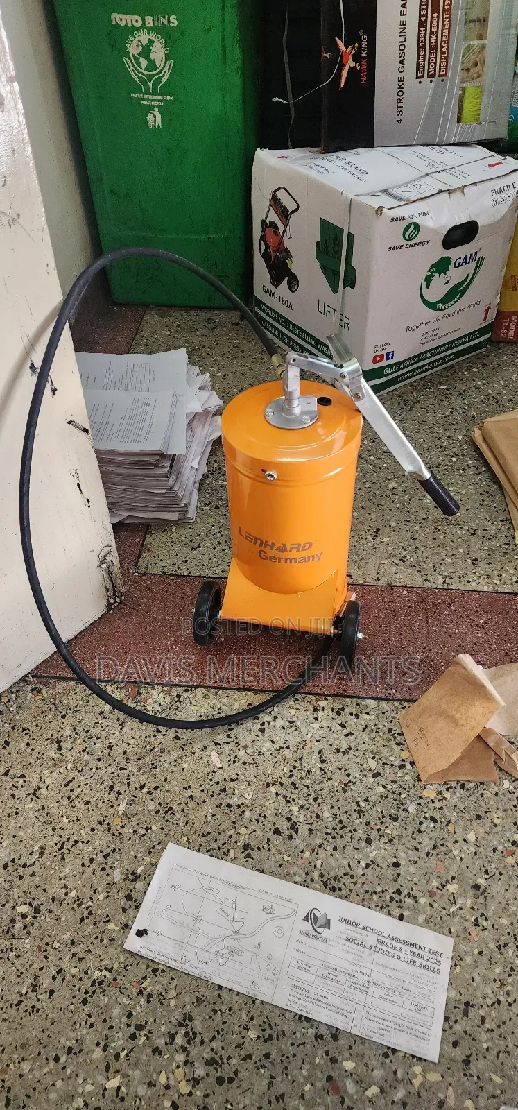 Greasing Machine With Wheels and 16l Capacity