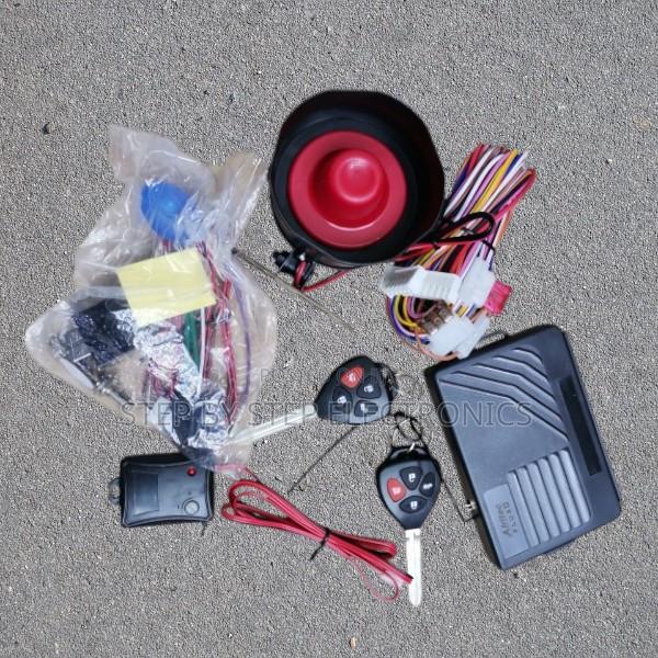 Anti-Theft Universal Car Alarm Kit With Remote Lock and Unlock Keys