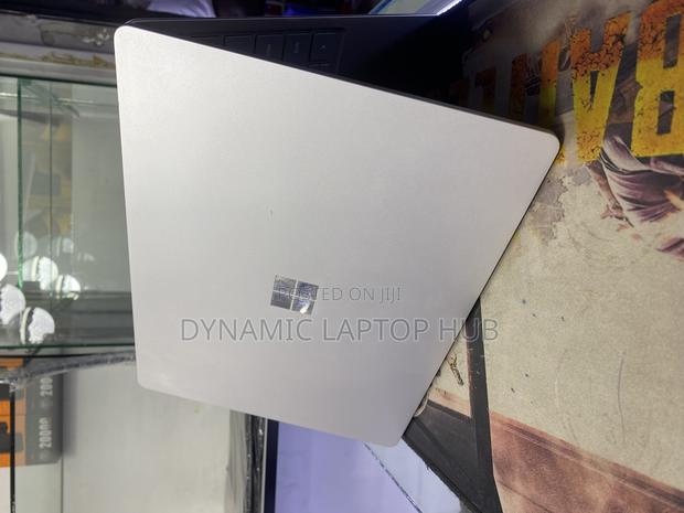 Laptop Microsoft Surface Go 16GB Intel Core I5 SSD 256GB - thumbnail 3