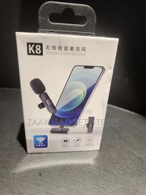 Wireless Microphone for Video Vlogs With a Lightning Adapter-