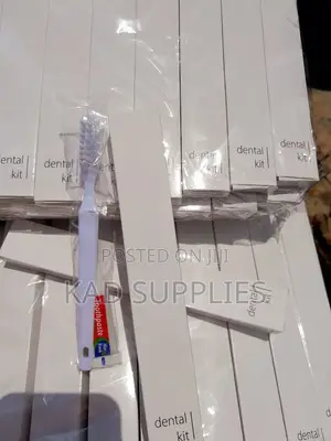 Hotels and Airbnbs 50 Dental Kits