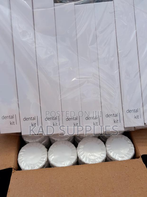 Hotels And Airbnbs Dental Kits - thumbnail 4