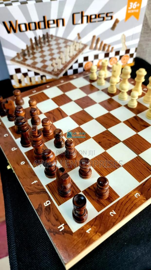 Wooden Chess - main view