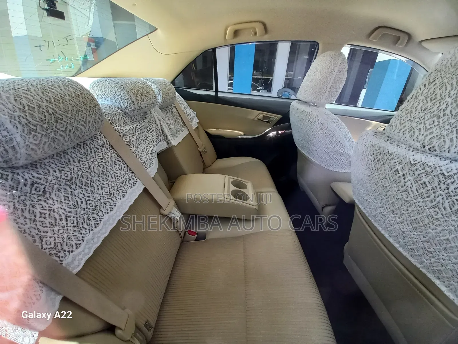 Toyota Premio 2019 Silver