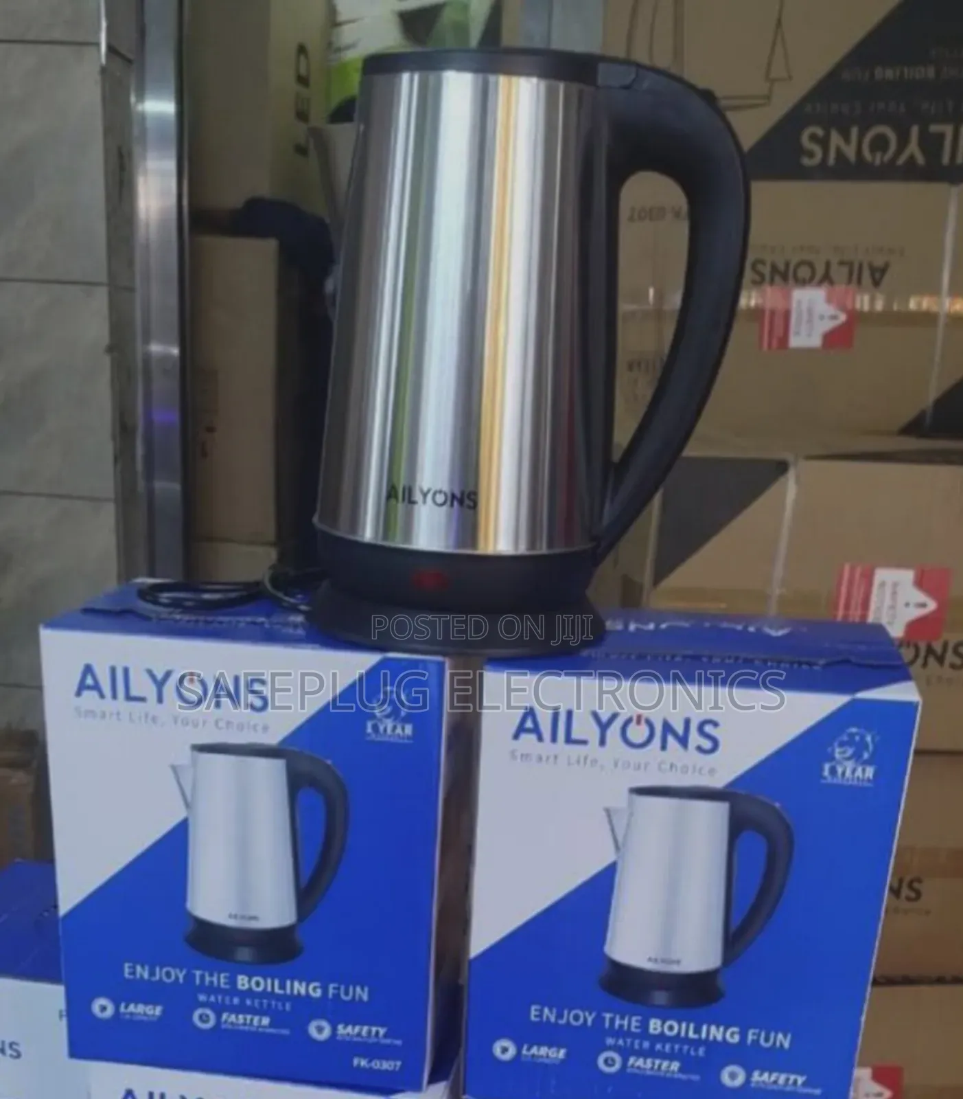 2.2 Litres Ailyons Stainless Steel Finish Electric Water Kettle, 1500w
