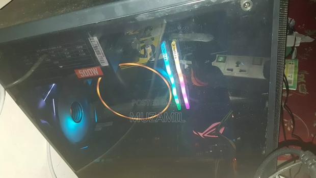 Desktop Computer 16GB AMD Ryzen 5 HDD 512GB