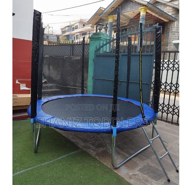 Durable 8ft Kids Outdoor Trampoline With Safety Net - thumbnail 2