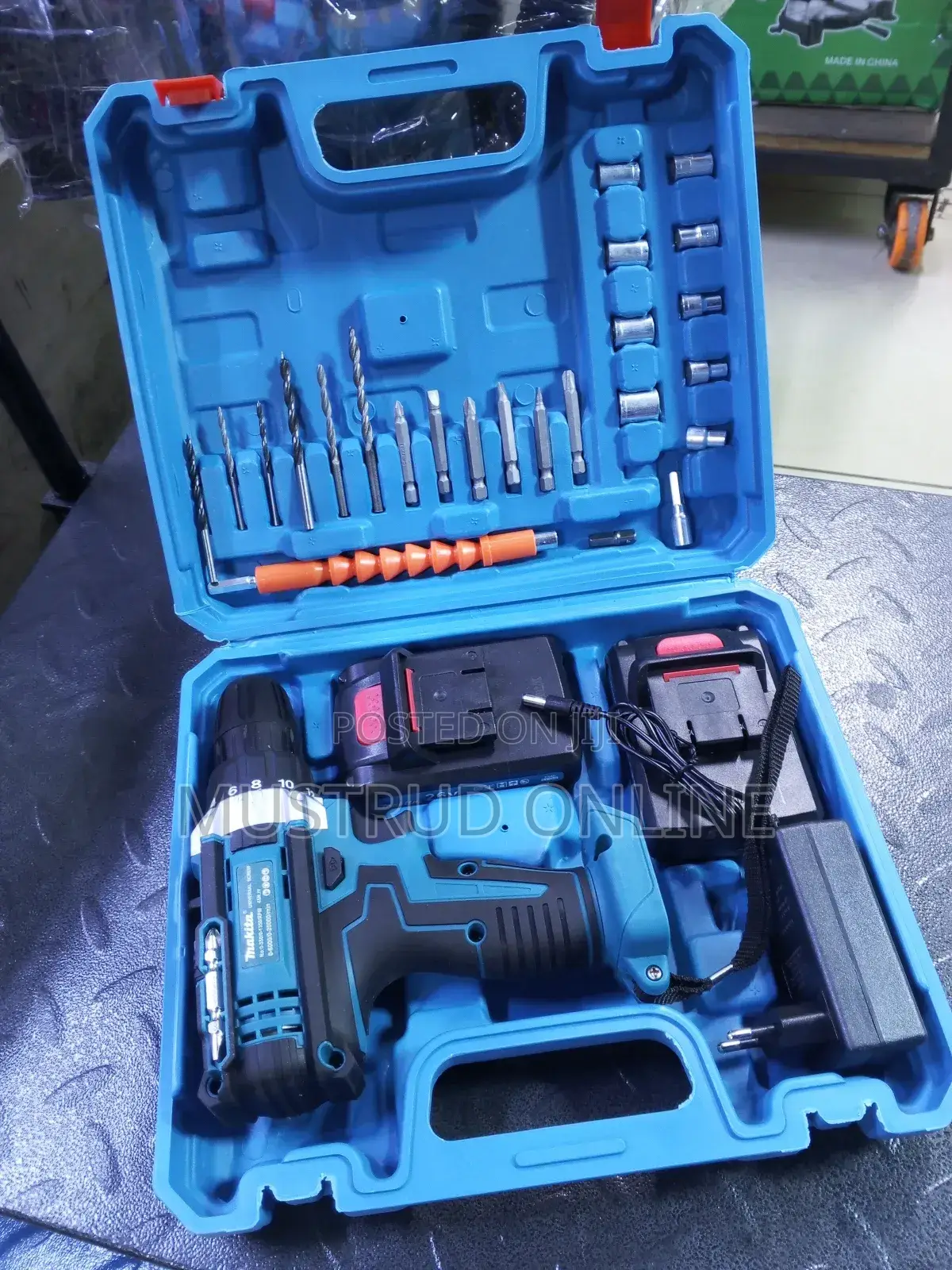 Makita Cordless Drill 26v