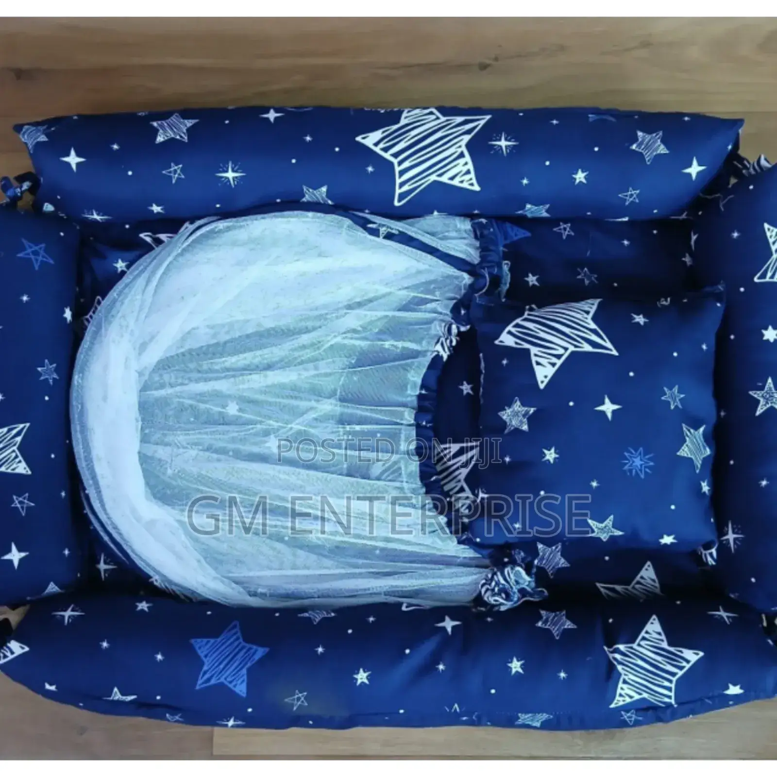 Baby Co- Sleeper/Co-Sleeper With Net