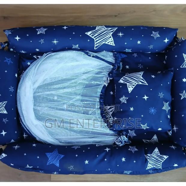 Baby Co- Sleeper/Co-Sleeper With Net