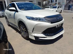 Toyota Harrier 2019 White