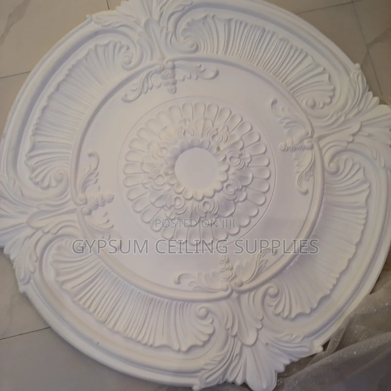 Pu Medallion 100cm
