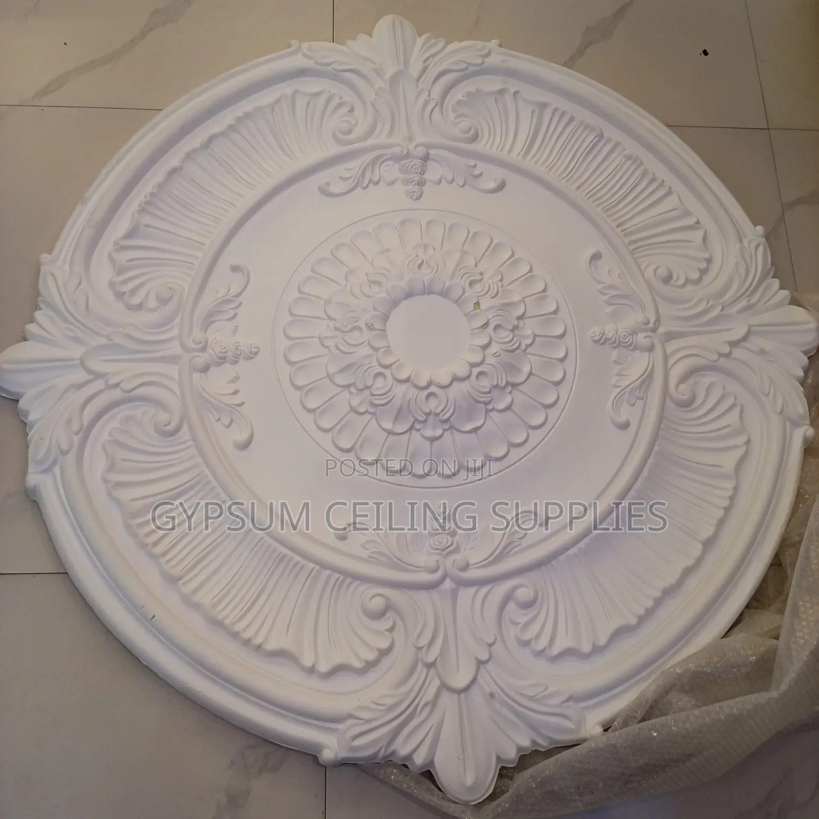 Pu Medallion 100cm