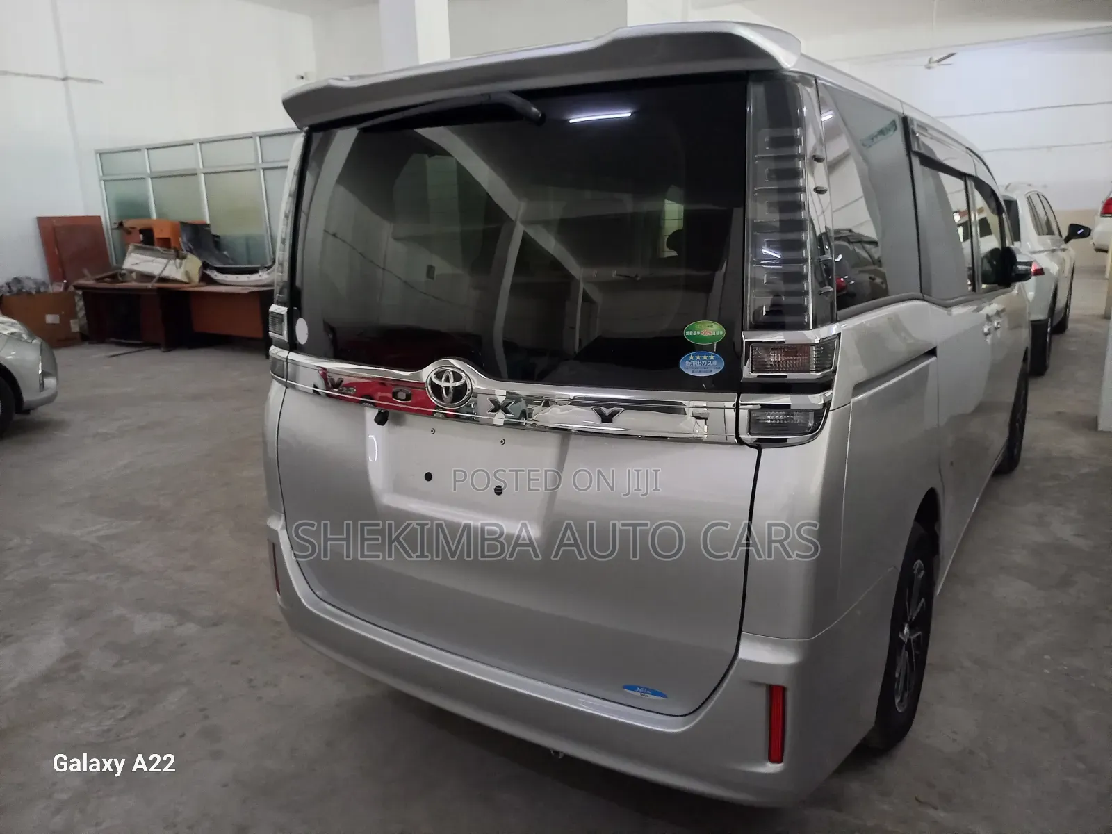 Toyota Voxy 2019 Silver