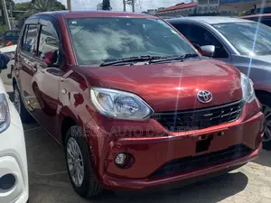 Toyota Passo 2018 Red