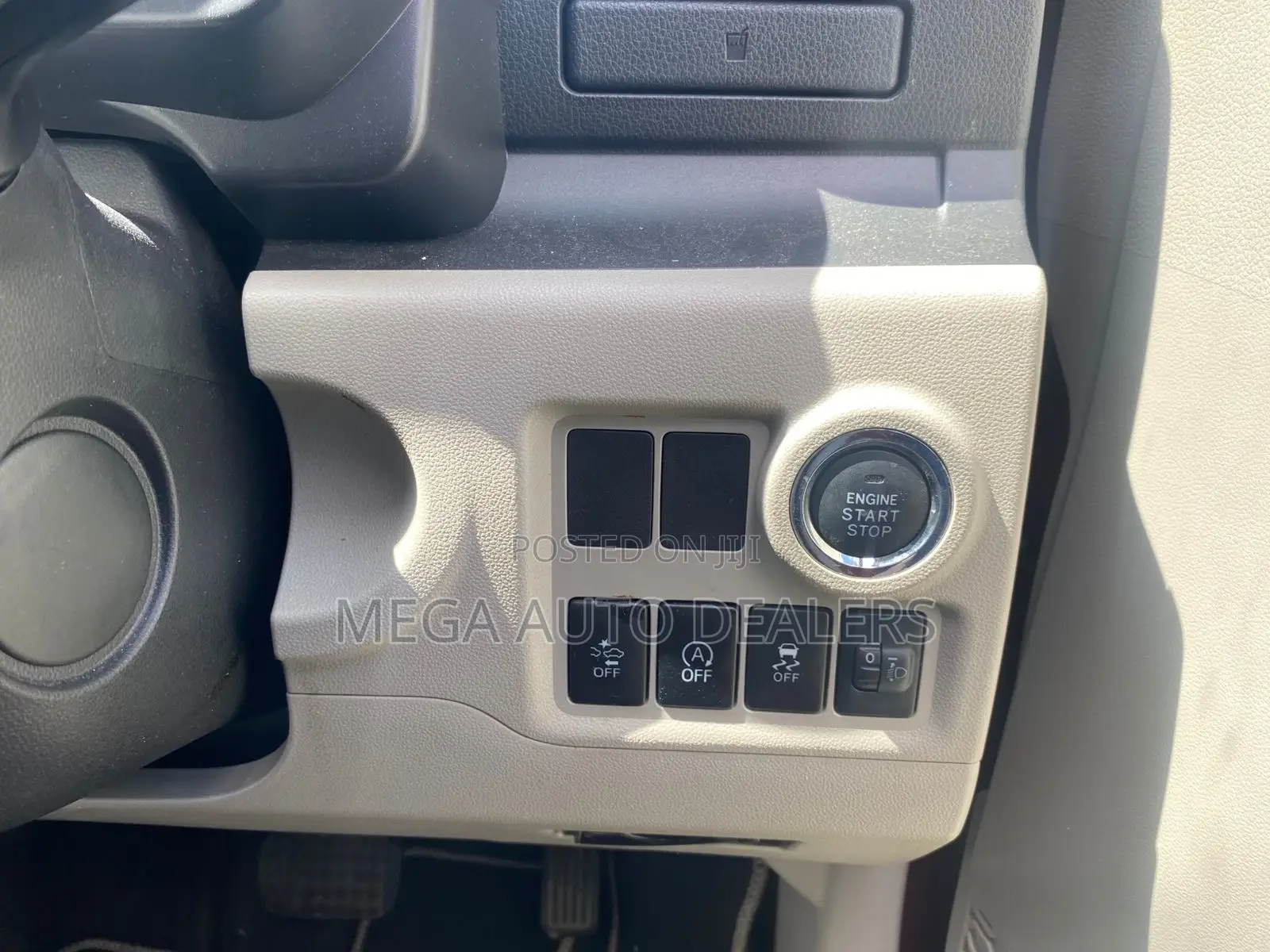 Toyota Passo 2018 Red