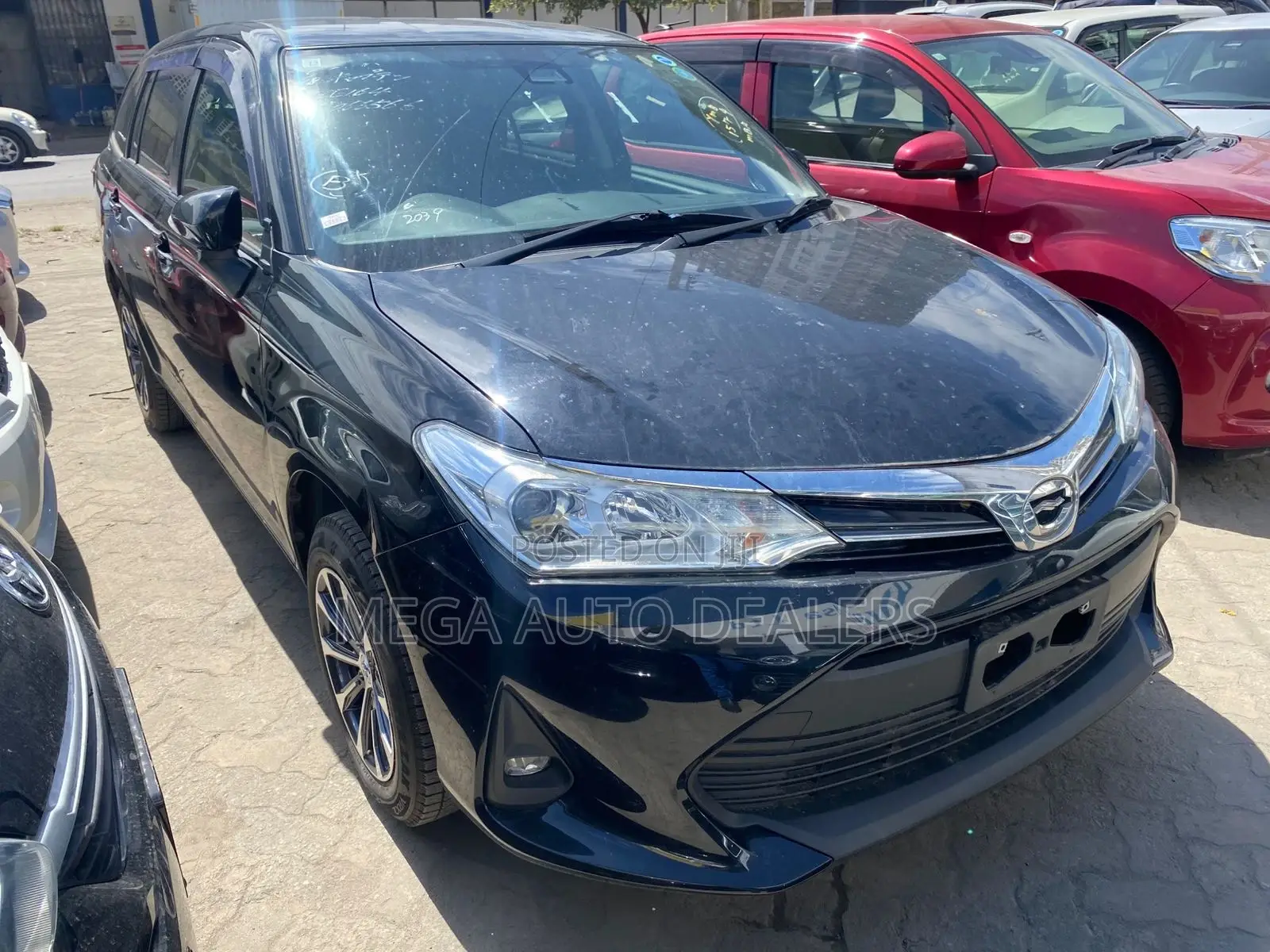 Toyota Corolla Fielder 2018 Black