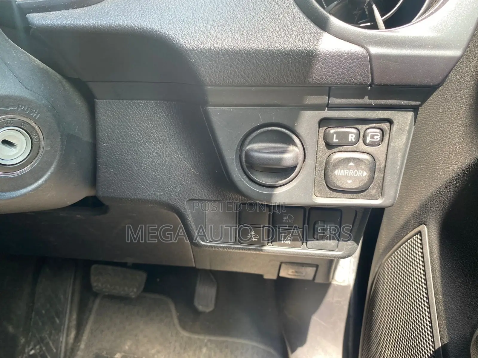 Toyota Corolla Fielder 2018 Black
