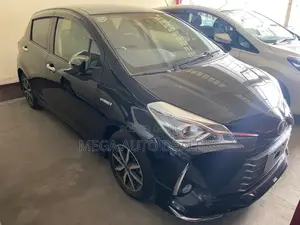 Toyota Vitz 2018 Black