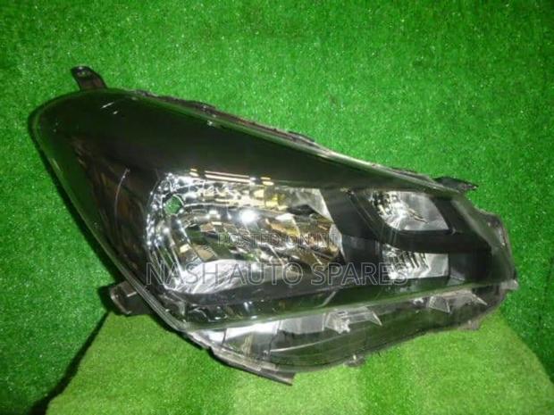 Vitz Headlight 269 Non Xenon