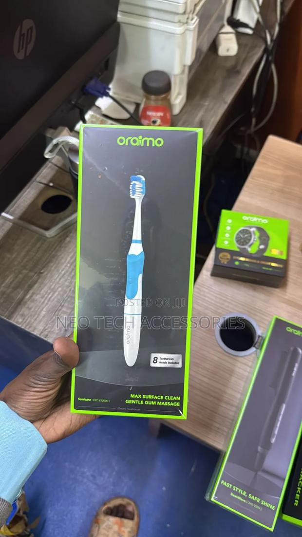 Oraimo Sonicare Electric Toothbrush(8 Brush Heads)