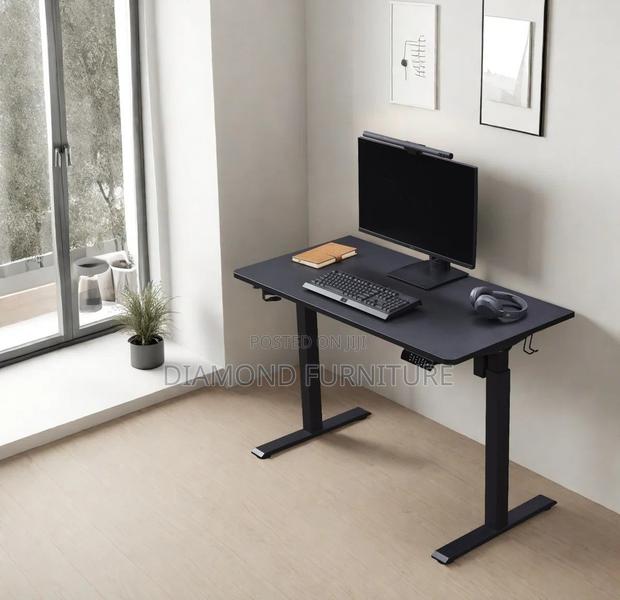 120cm Modern Height Adjustable Standing Office Desk