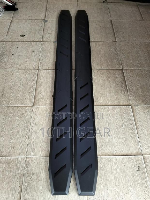 Hilux Revo Side Steps - thumbnail 2