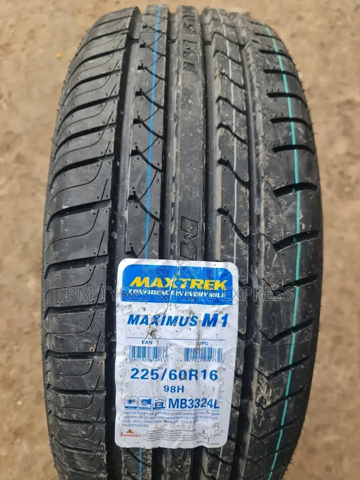 225 /60 R16 Maxtrek Tyres.