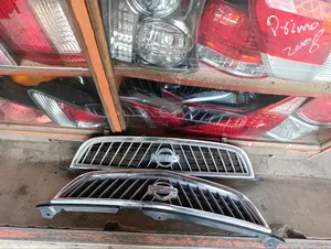 Grill Front Nissan B15