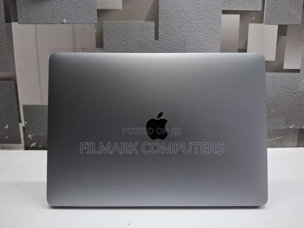 Laptop Apple MacBook Pro 2018 16GB Intel Core i7 SSD 256GB - thumbnail 4