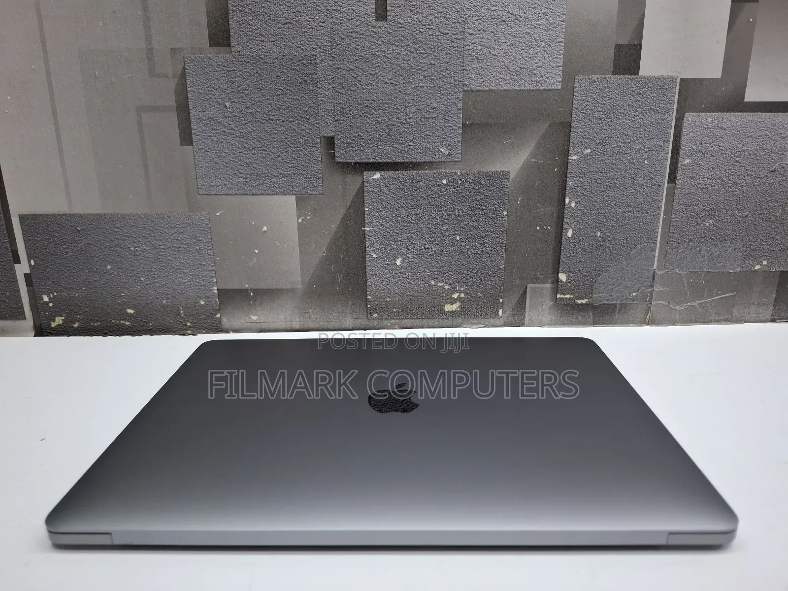 Laptop Apple MacBook Pro 2018 16GB Intel Core i7 SSD 256GB