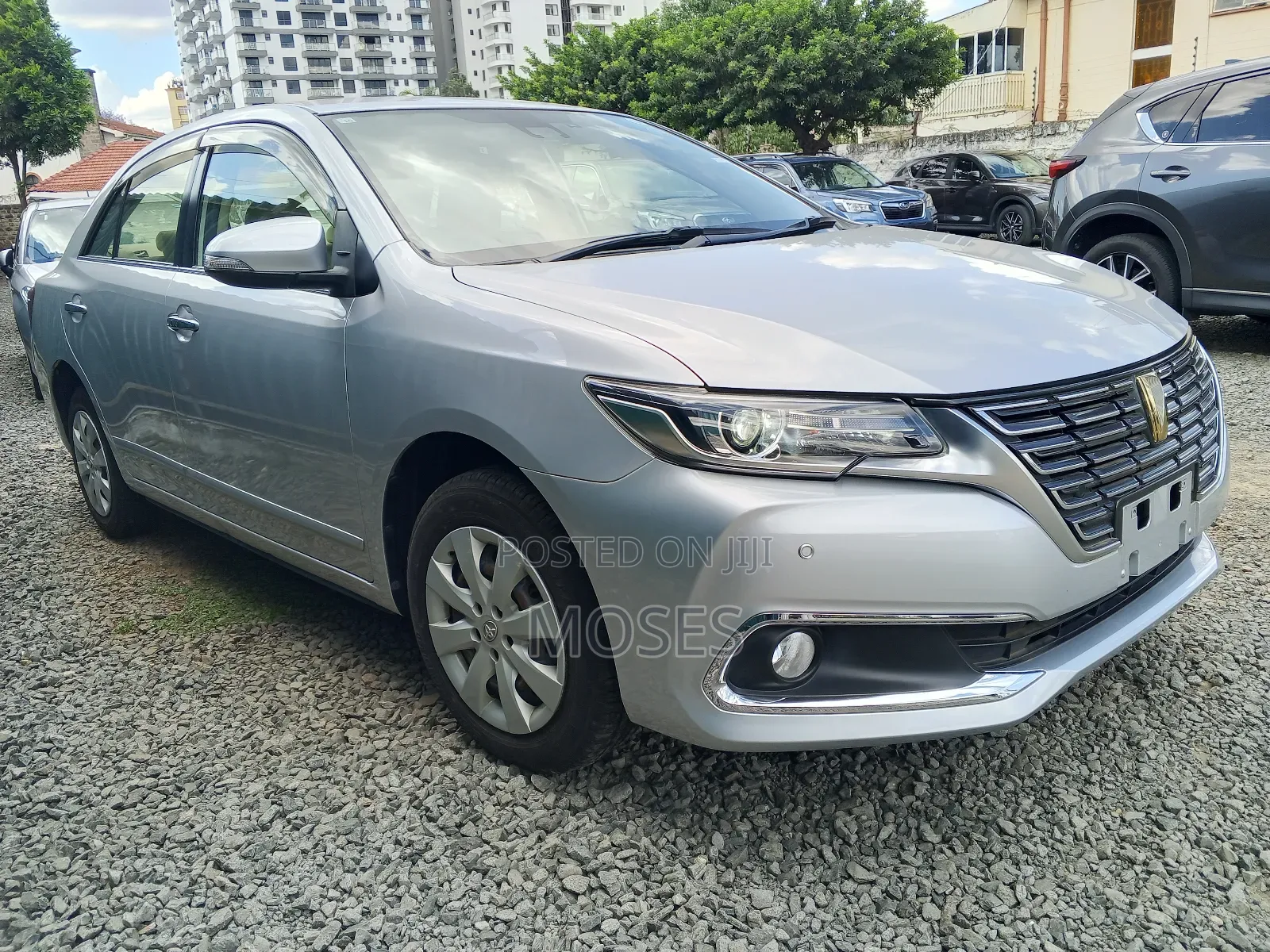 Toyota Premio 2019 Silver
