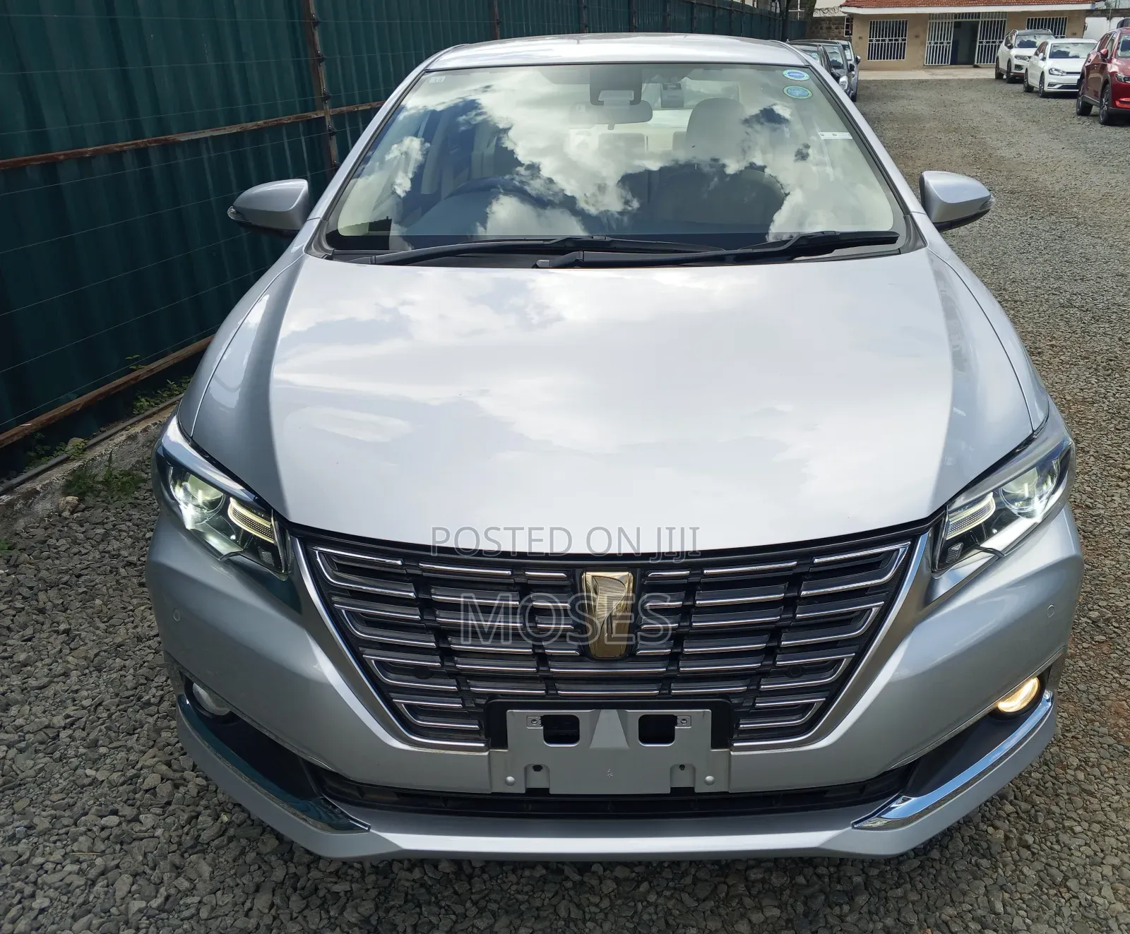 Toyota Premio 2019 Silver