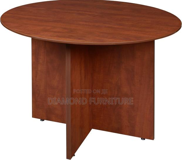 Advanced Round Modern Conference Office Table - thumbnail 3