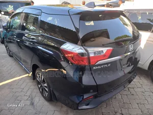 Honda Fit Shuttle 1.5 Hybrid 2WD 2019 Blue