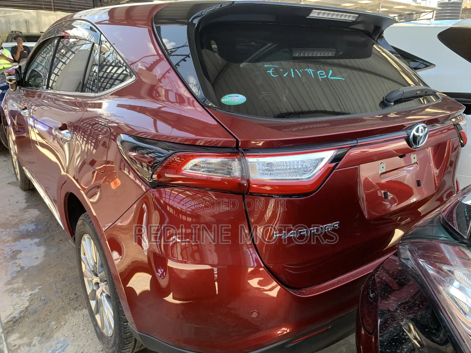 Toyota Harrier 2.0 4WD 2018 Red