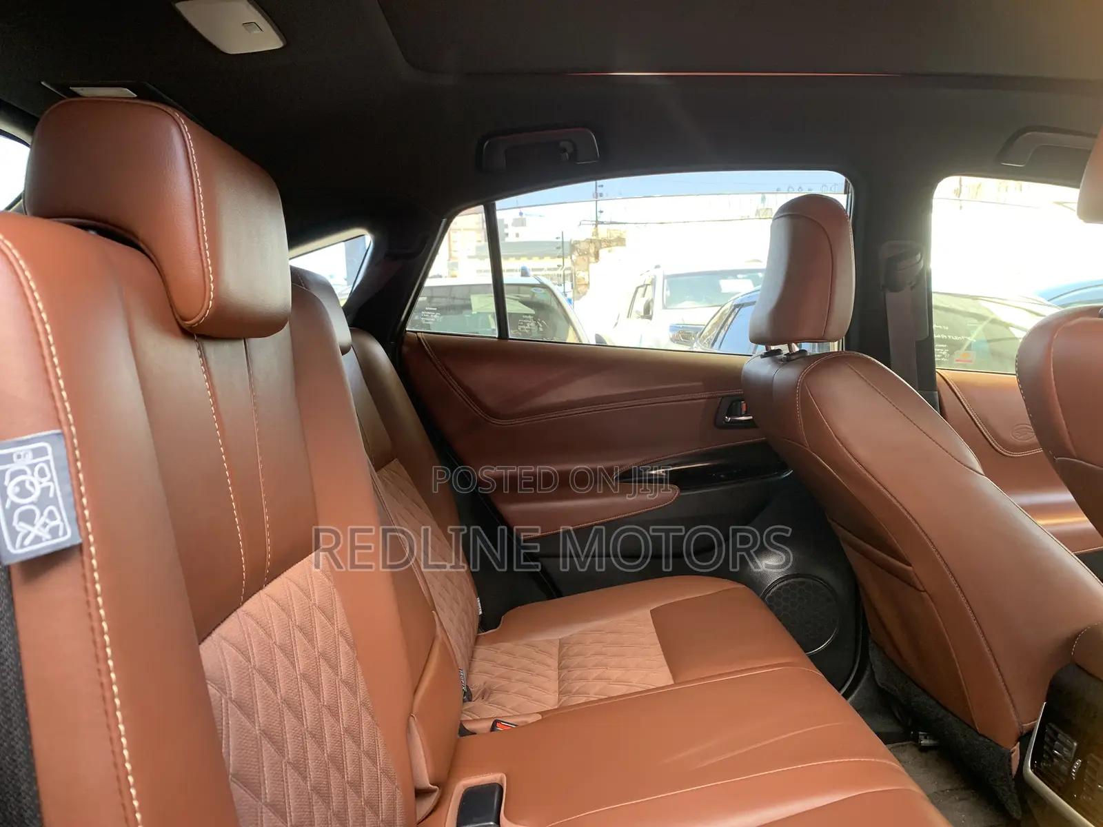 Toyota Harrier 2.0 4WD 2018 Pearl
