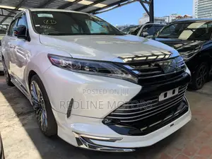 Toyota Harrier 2.0 4WD 2018 Pearl