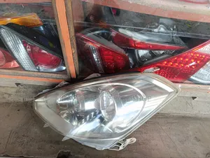 Caldina Chopper Headlight Zenon Type Left Side Complete Zenon Type