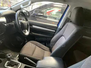 Toyota Hilux Revo Double Cab Deisel 2.4 RWD 2018 Blue