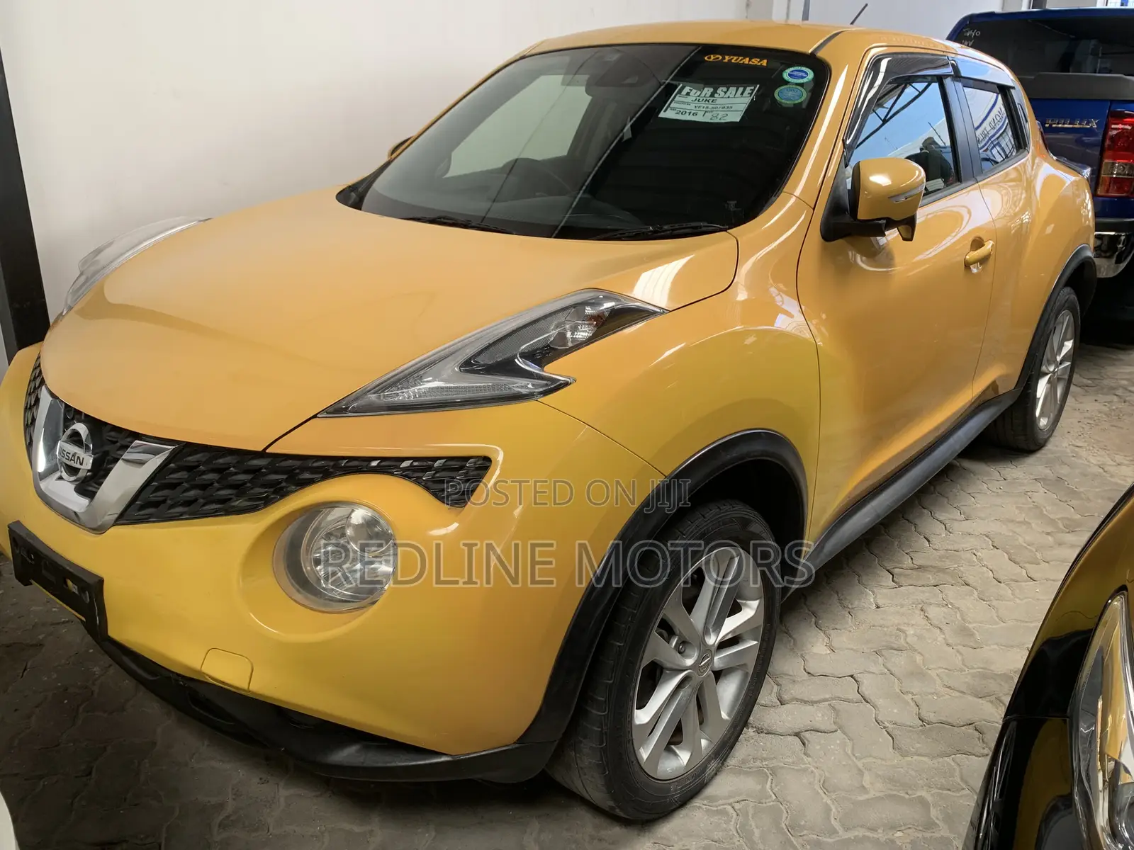 Nissan Juke 2016 Yellow